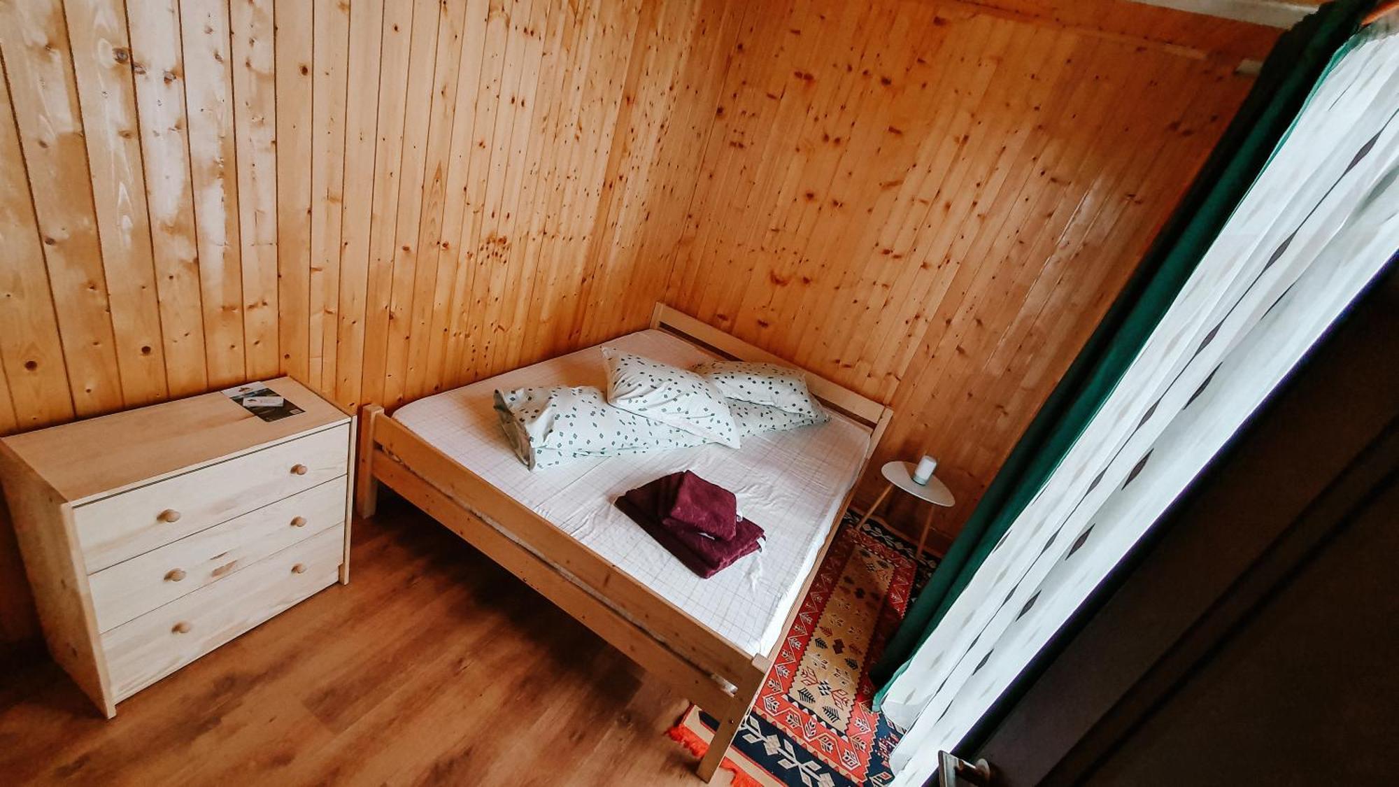 La Cabana, Corbeni Szoba fotó
