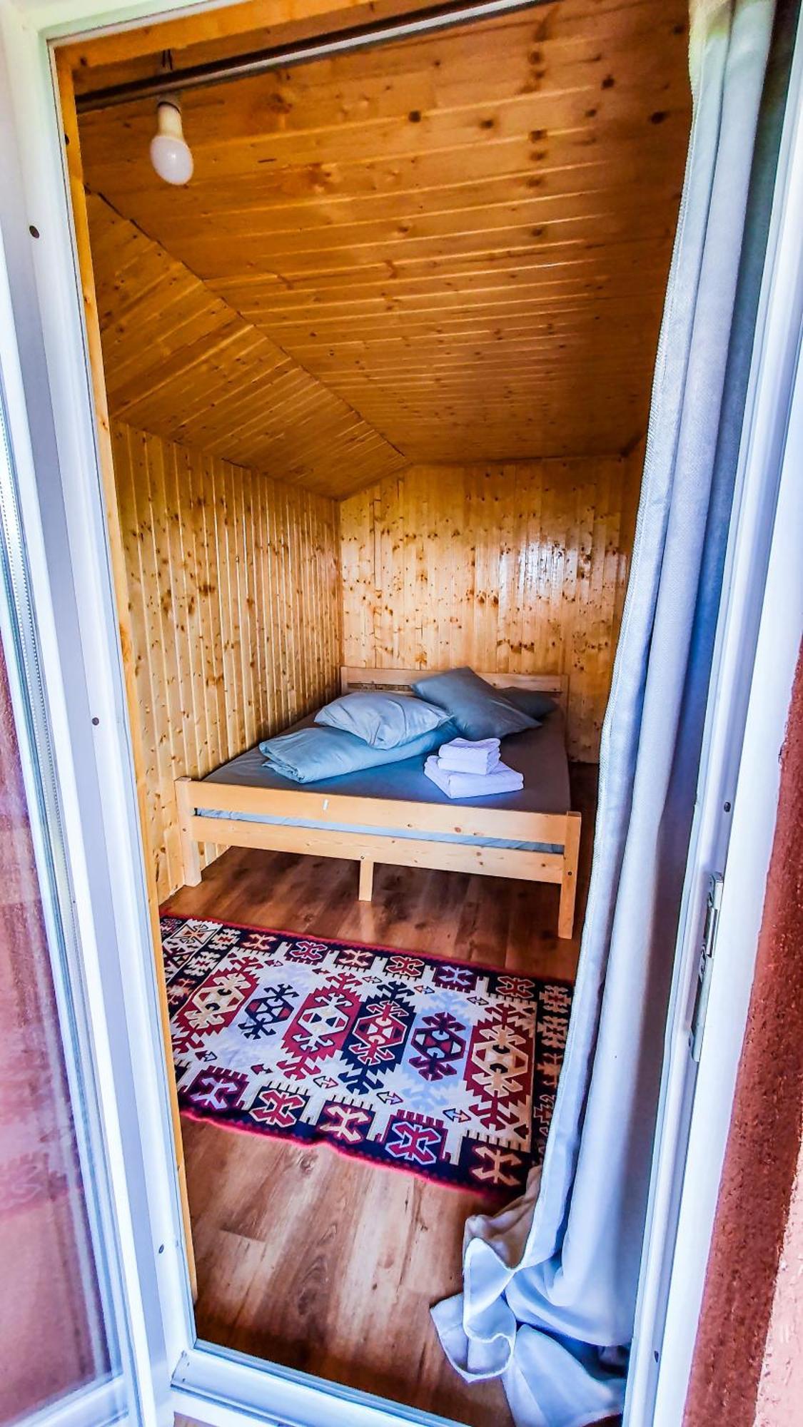 La Cabana, Corbeni Szoba fotó